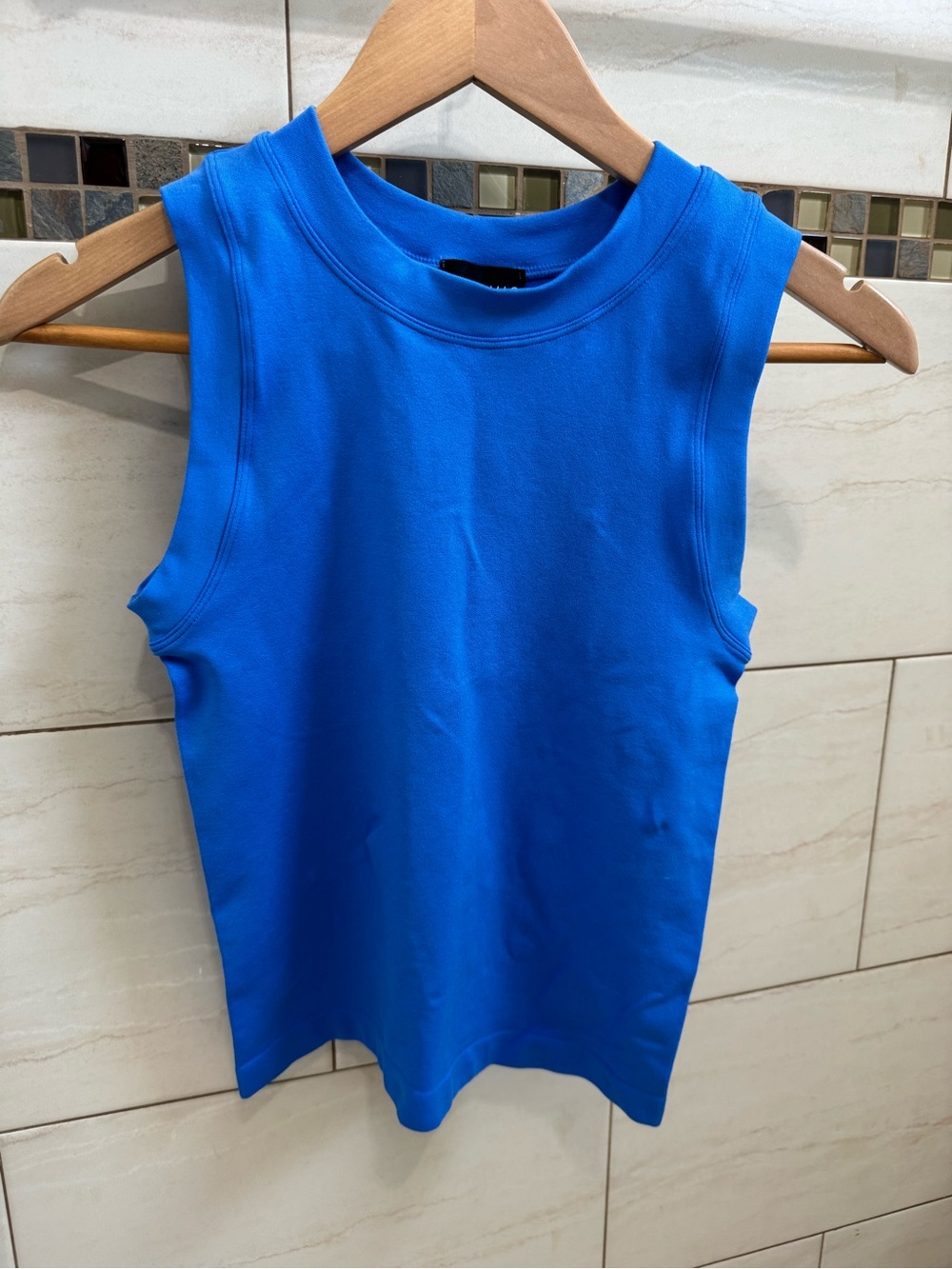 Women's Sleeveless Athletic Tank Top in Vibrant Blue - Brand New, NO TAGS